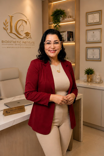 Dra. Luciane Camara